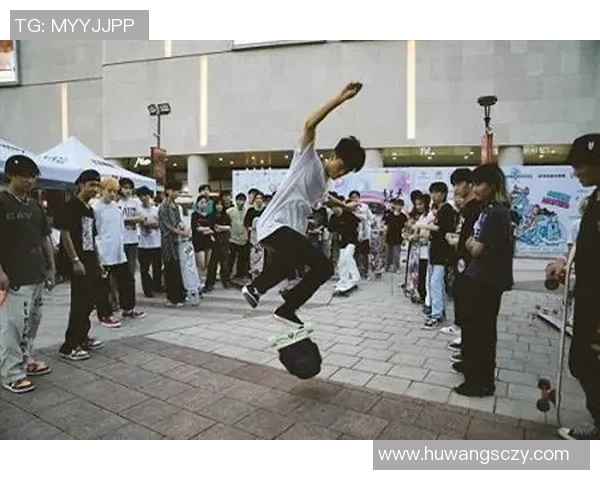 滑板深度:解密深圳滑板队的边路渗透 滑板深度:解密深圳滑板队的边路渗透